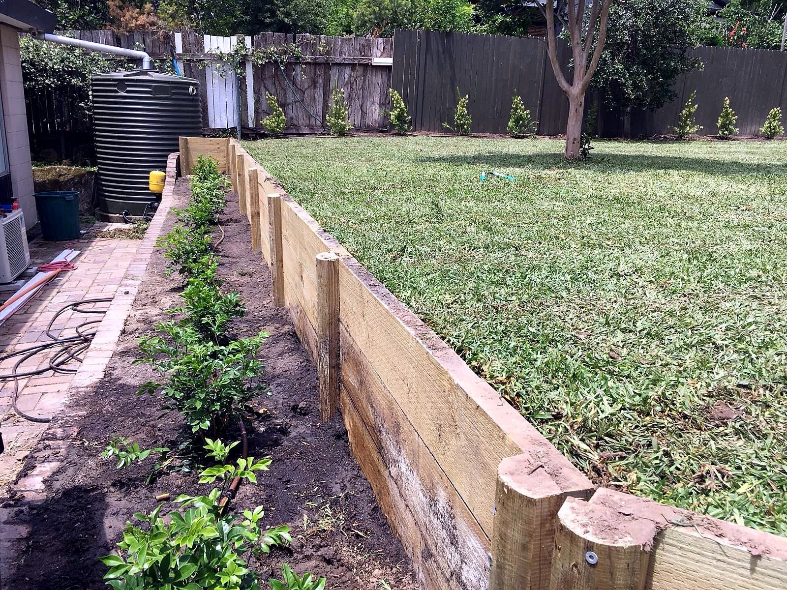 Natural turf installed across the raised Kellyville backyard lawn